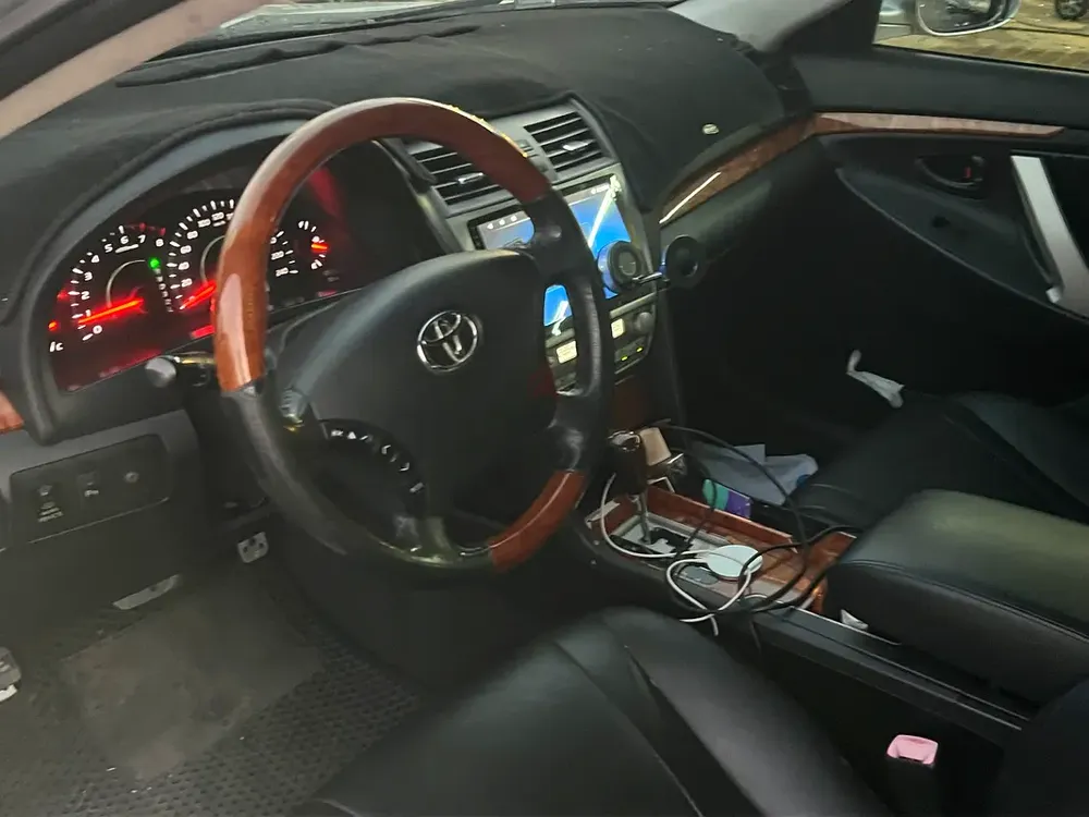 Toyota Camry 2011 E - Japanese Specs - Excellent Condition - Image 9