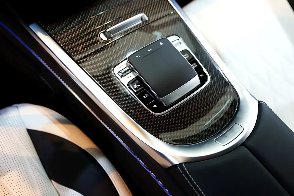 Night Package, Carbon Fiber Interior, Two-Tone Leather!! - Image 11