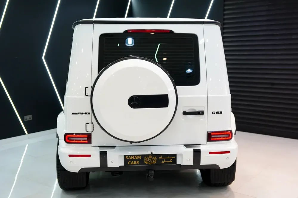 Night Package, Carbon Fiber Interior, Two-Tone Leather!! - Image 16