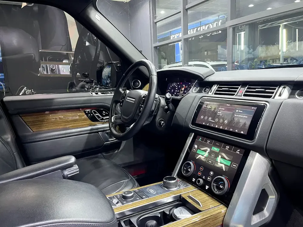 RANGE ROVER VOGUE HSE 2019 GCC SPECS FULL SERVICE HISTORY AL TAYER - Image 16