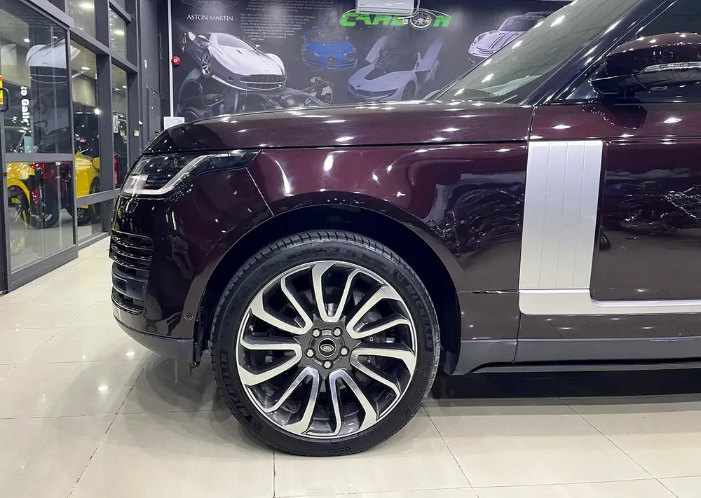 RANGE ROVER VOGUE HSE 2019 GCC SPECS FULL SERVICE HISTORY AL TAYER - Image 6