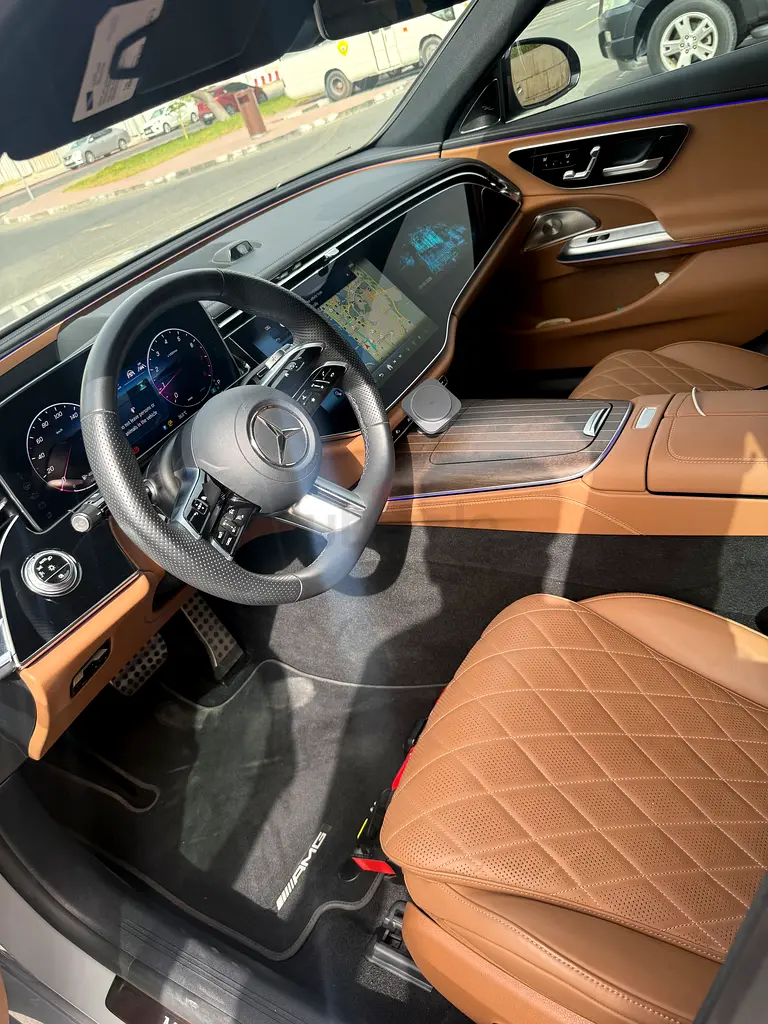 2024 Mercedes-Benz E-Class E 300 - GCC Specs - Brand New - Image 10
