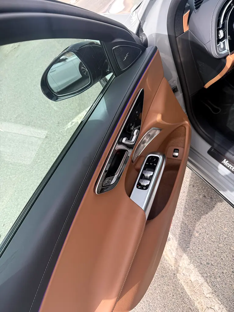 2024 Mercedes-Benz E-Class E 300 - GCC Specs - Brand New - Image 9