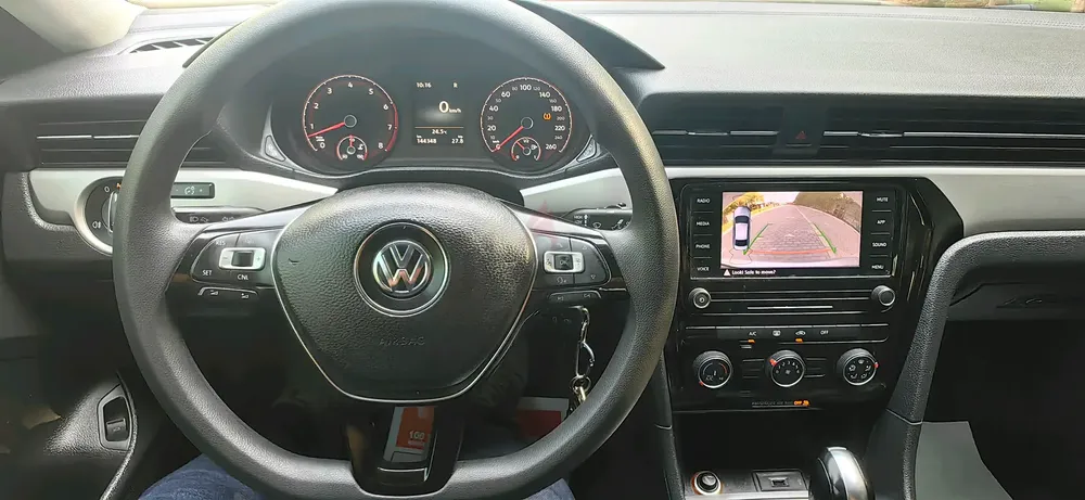 2020 VOLKSWAGEN PASSAT GCC SPECS - EXCELLENT CONDITION - Image 6