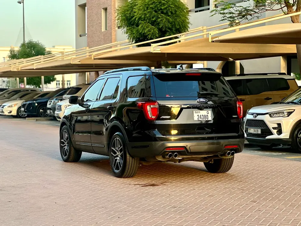 Sport GCC perfect condition not negotiable سبورت فل اوبشن السعر نهائي - Image 4