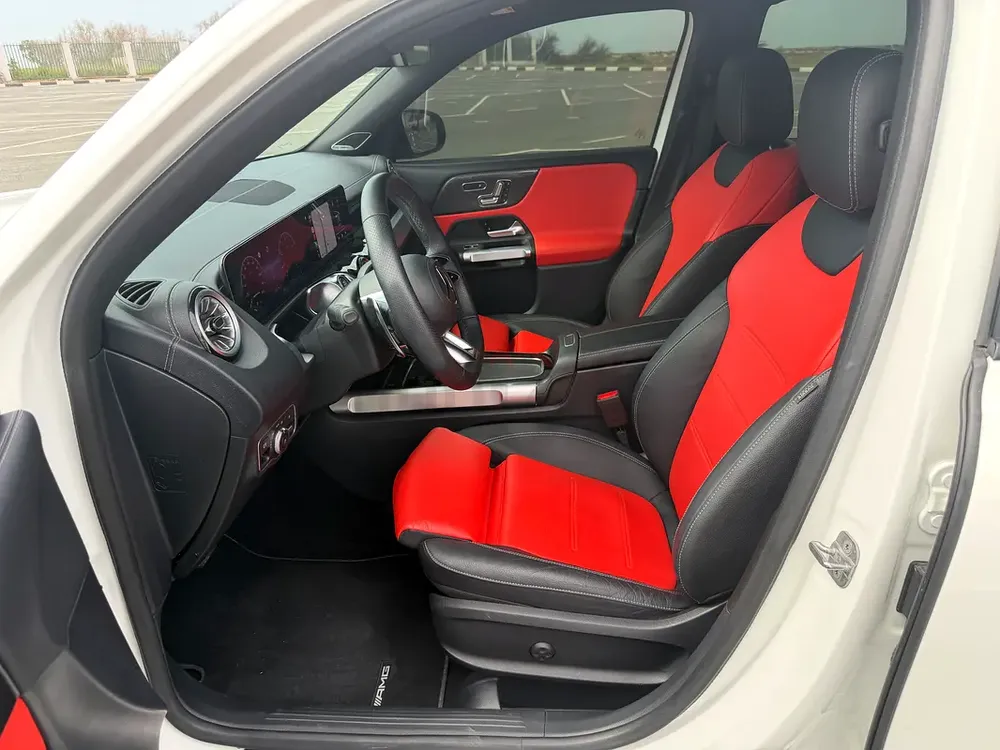 Mercedes-Benz GLB 35 AMG 2025 | 9,479 km | Clean  Low Mileage | USA Specs - Image 10