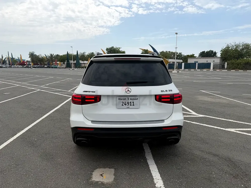 Mercedes-Benz GLB 35 AMG 2025 | 9,479 km | Clean  Low Mileage | USA Specs - Image 6