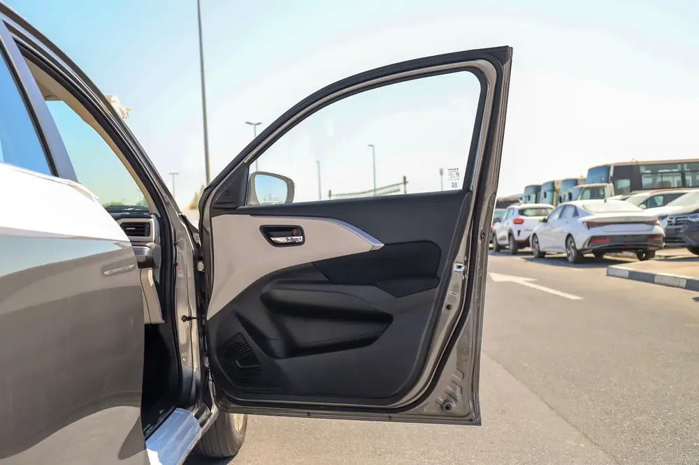 Suzuki Dzire | 2026 GLX 1.2-litre | 4-cylinder petrol engine | 5 Speed AT | 9 Touchscreen - Image 13