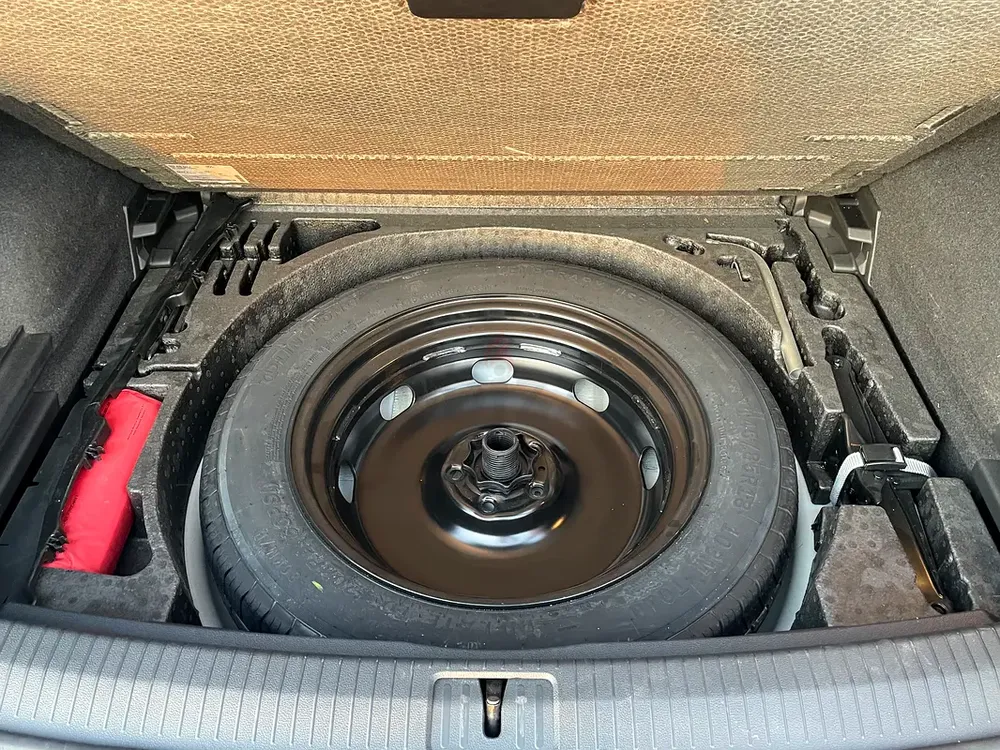 2019 VW Tiguan SEL 2.0 TSI - Image 6