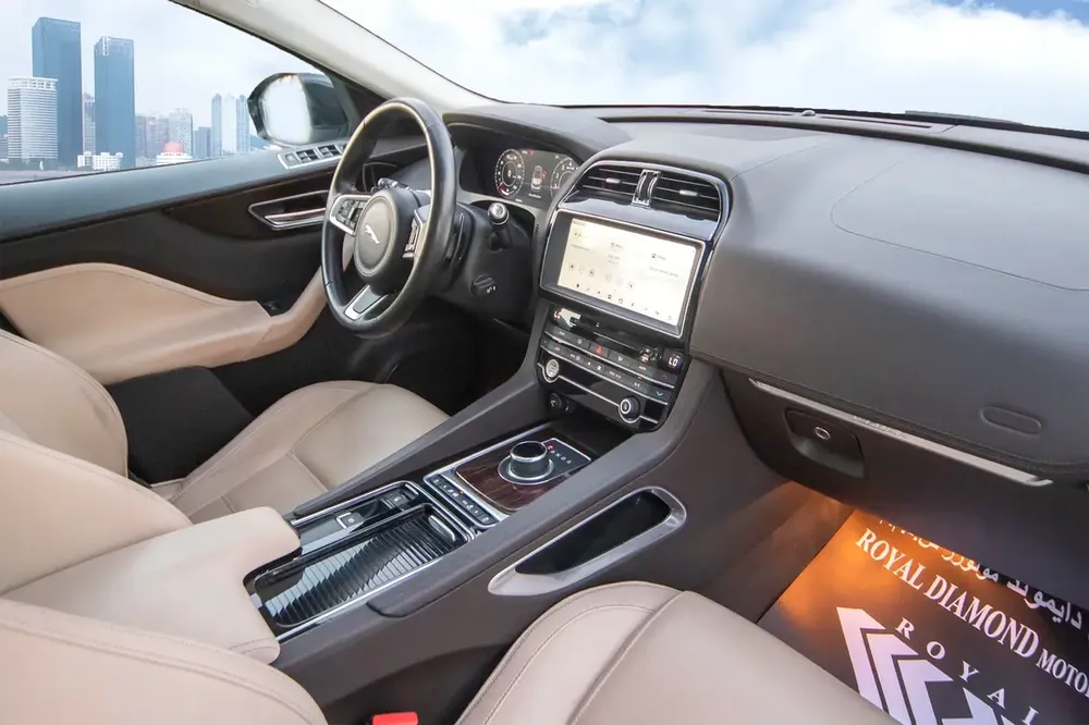 Jaguar F Pace Prestige GCC 2020 Free Accident Under Warranty Bank installment available - Image 14