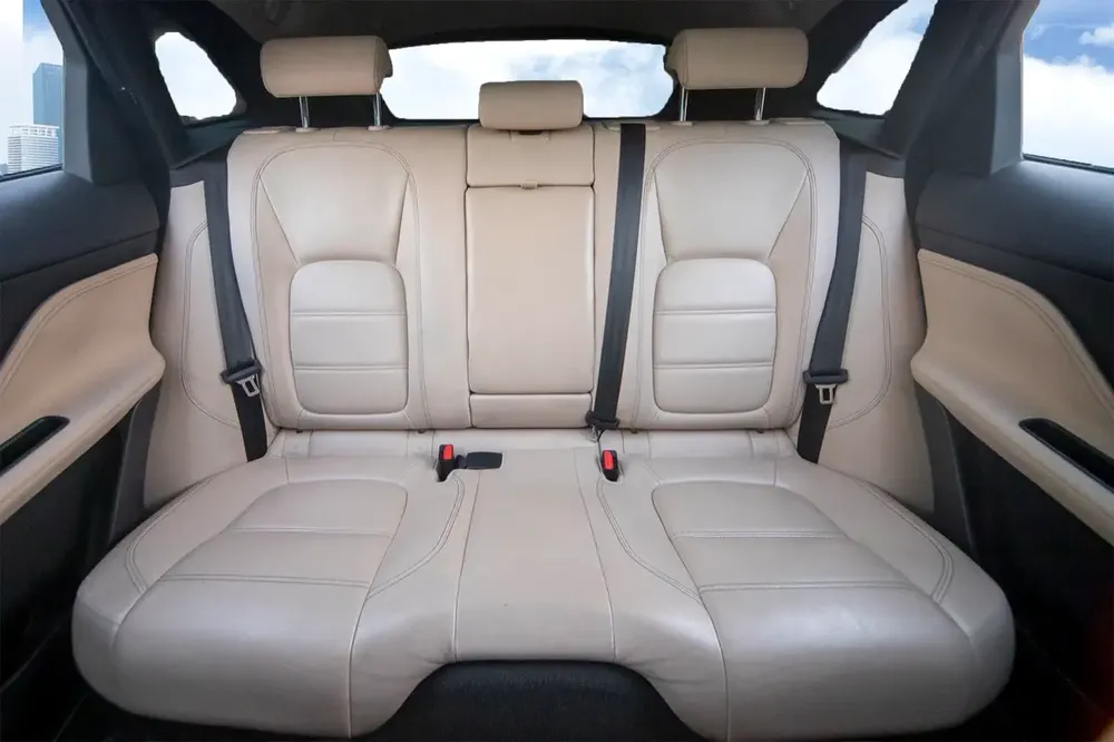 Jaguar F Pace Prestige GCC 2020 Free Accident Under Warranty Bank installment available - Image 16