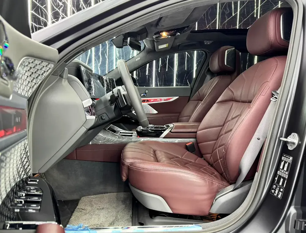 GCC | Full PPF | Low Mileage | AGMC Warranty 2029 or 200K Kms | AGMC Service  2029 or 100K Kms - Image 10