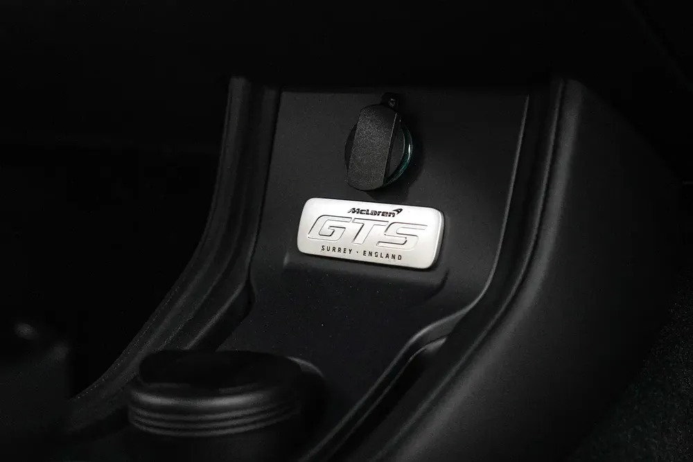 2025 MCLAREN GTS / GCC / DEALER WARRANTY - Image 15