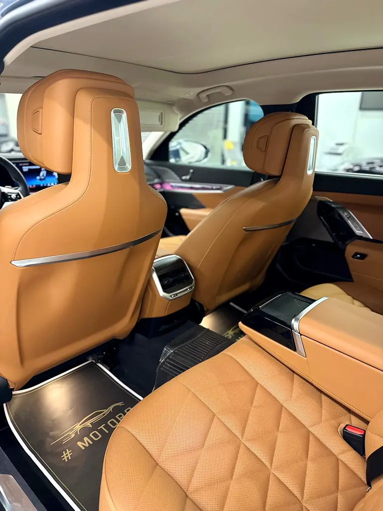 BMW 735i - Image 5