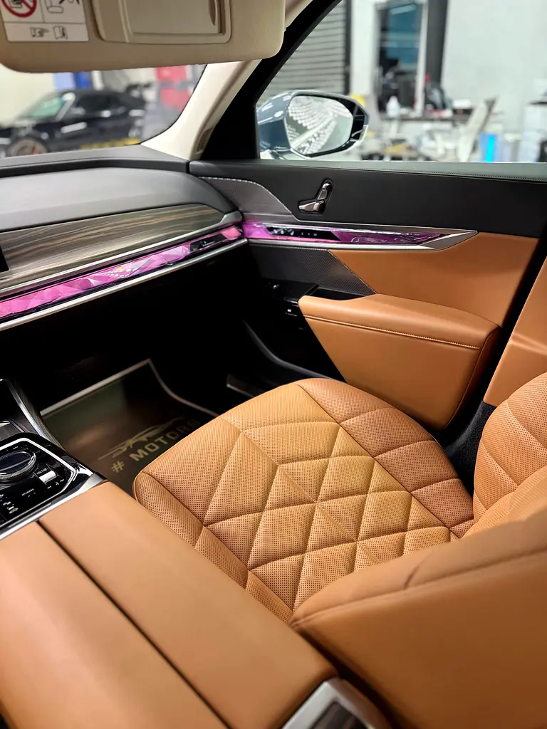 BMW 735i - Image 8