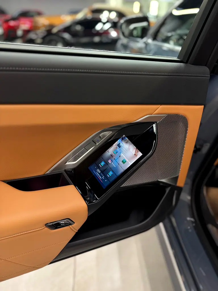 BMW 735i - Image 9