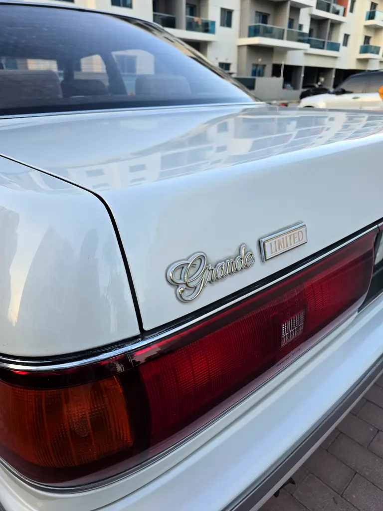 1992 Toyota Mark II - Classic Japanese Sedan - Image 10