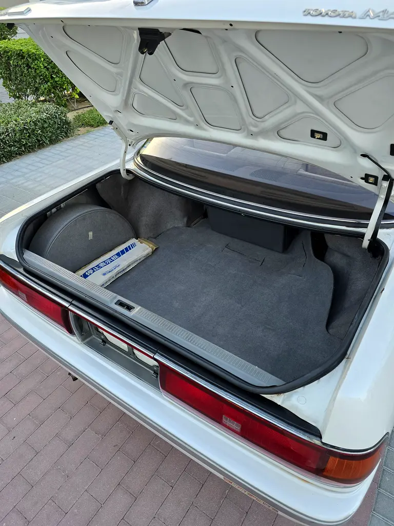 1992 Toyota Mark II - Classic Japanese Sedan - Image 19