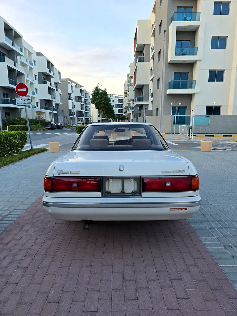 1992 Toyota Mark II - Classic Japanese Sedan - Image 5