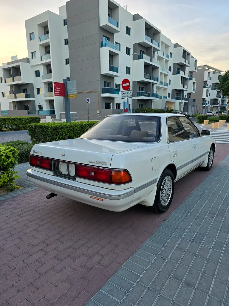 1992 Toyota Mark II - Classic Japanese Sedan - Image 6
