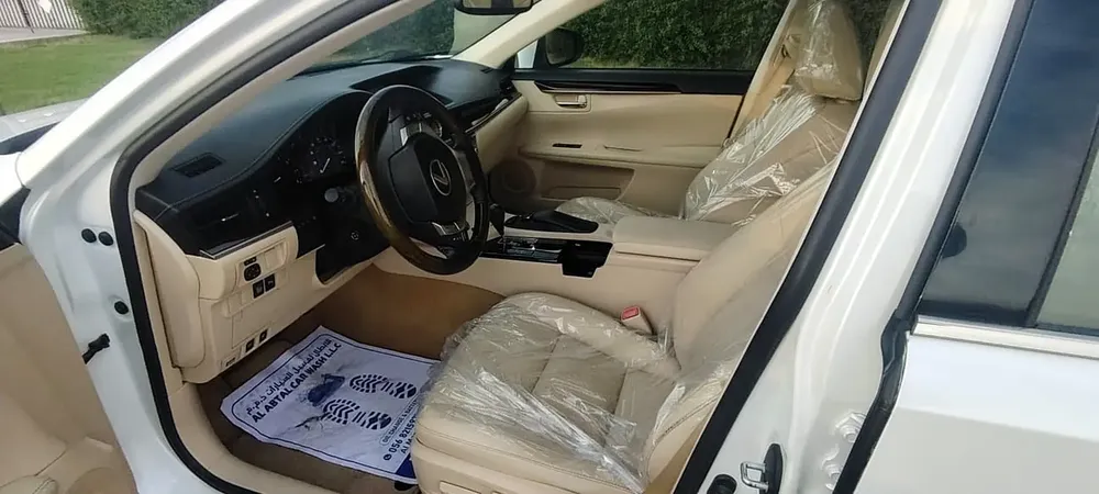 Lexus ES 350 - Image 14