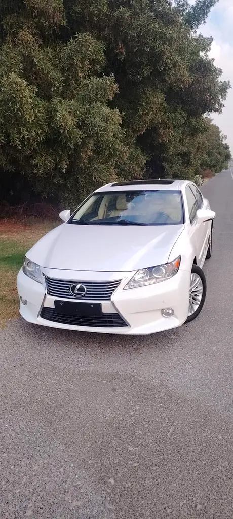 Lexus ES 350 - Image 9