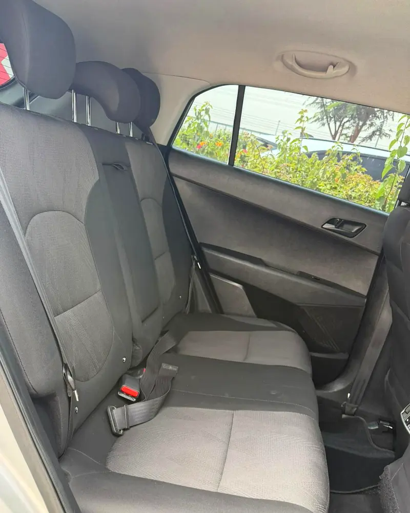 Hyundai Creta GL 2019 GCC Specs - Well Maintained Single Owner Used Car For Sale - Image 11