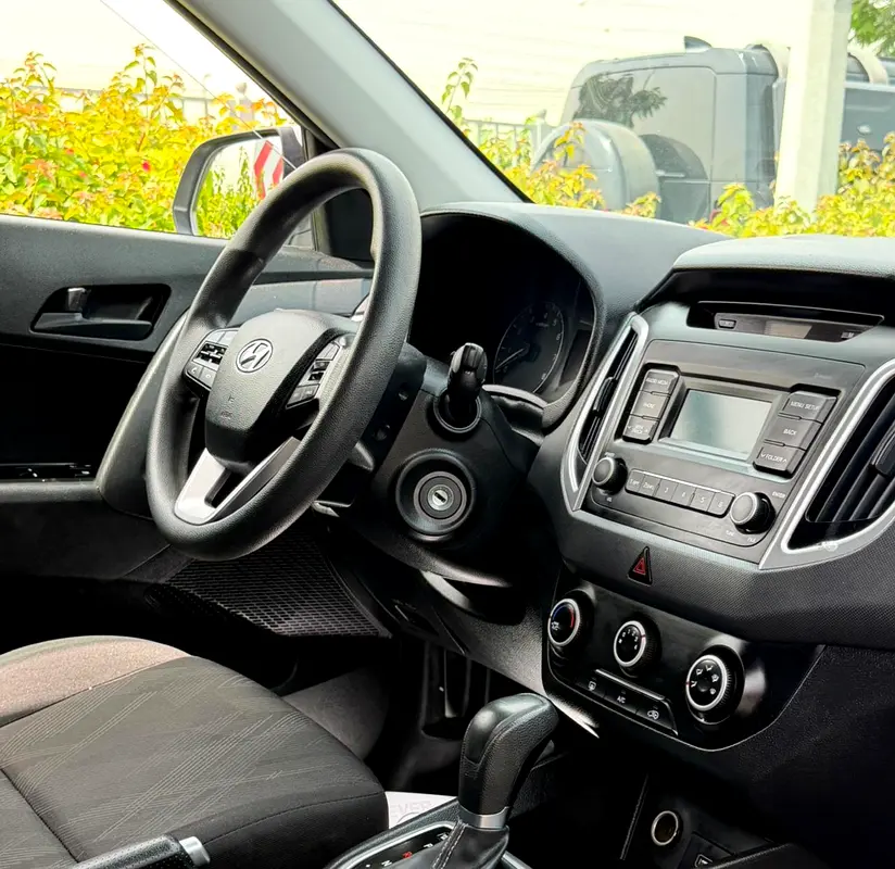 Hyundai Creta GL 2019 GCC Specs - Well Maintained Single Owner Used Car For Sale - Image 12