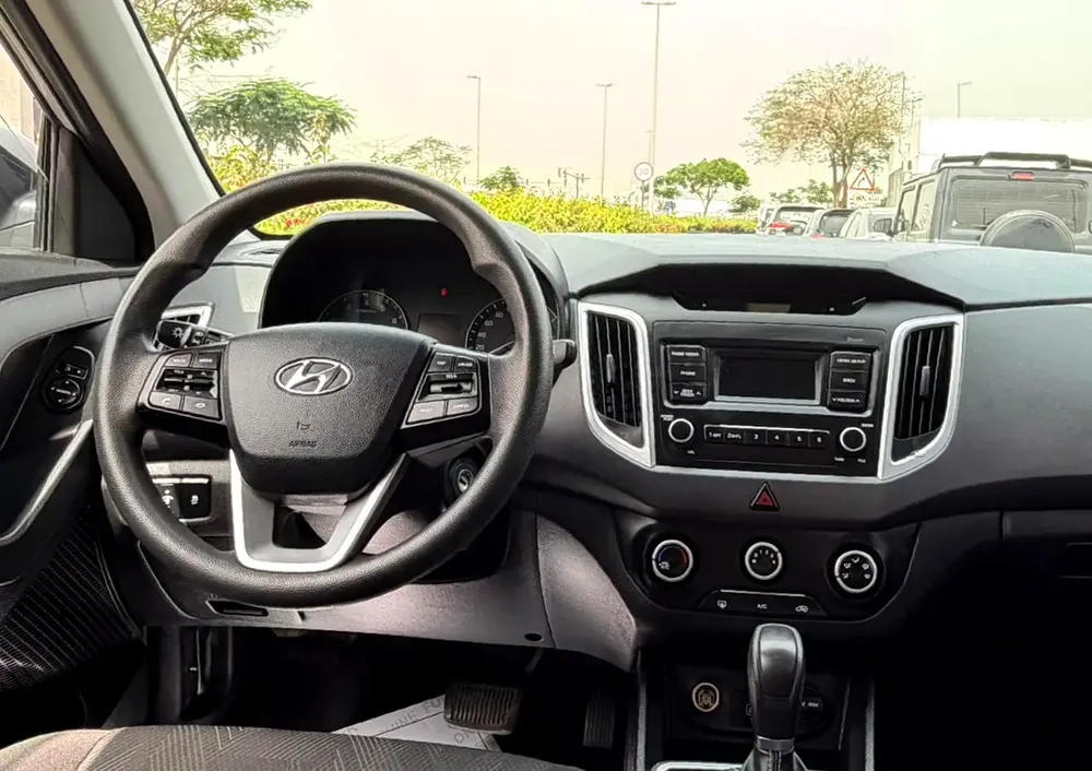 Hyundai Creta GL 2019 GCC Specs - Well Maintained Single Owner Used Car For Sale - Image 9