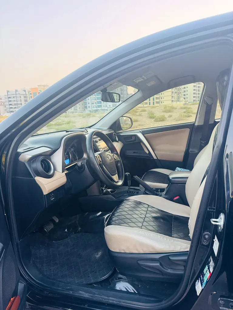 Toyota RAV 4 2014 EX GCC Specs - Image 6