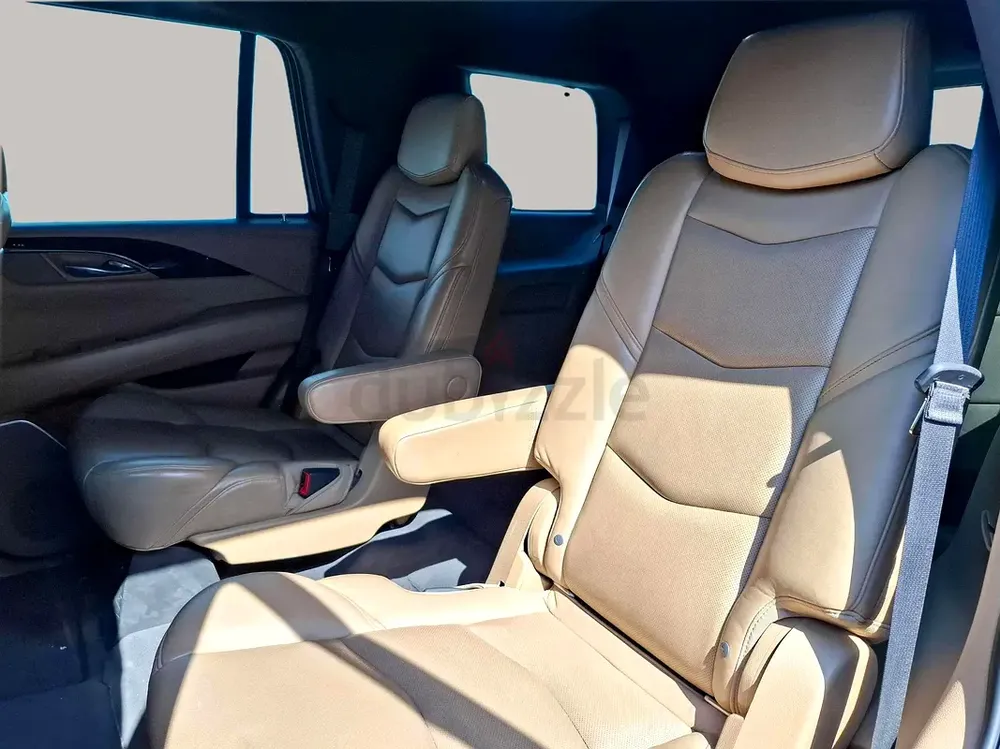 AED 1824/month | 2020 Cadillac Escalade  | GCC Specs | Ref#430548 - Image 12