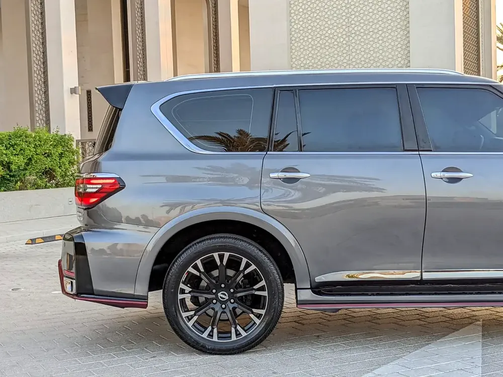 NISSAN PATROL 2014 FACELIFTED 2024 NISMO GCC IN EXCELLENT CONDITION - Image 10