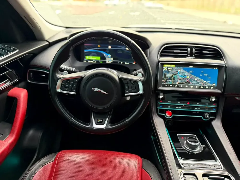 Jaguar F-Pace R-Dynamic 2018 GCC Specs - Image 18