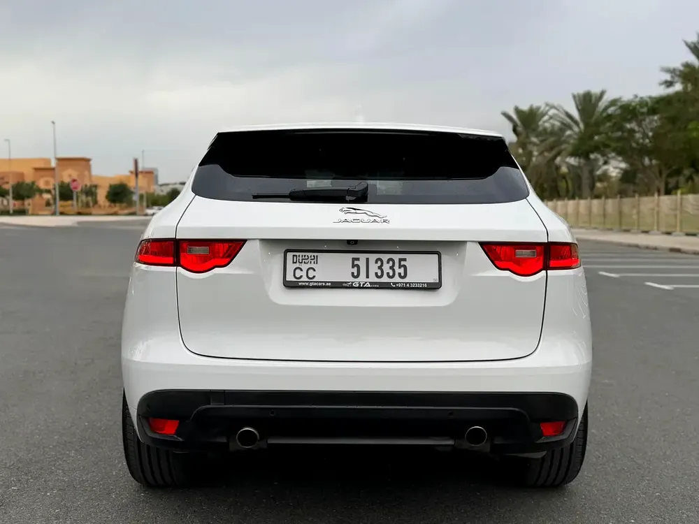 Jaguar F-Pace R-Dynamic 2018 GCC Specs - Image 8
