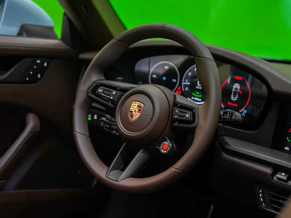 GTS BRAND NEW, WARRANTY, BOSE, SPORTS EXHAUST, REAR AXLE, PASM, SPORT DESIGN, CHRONO, CLUB LEATHER - Image 9
