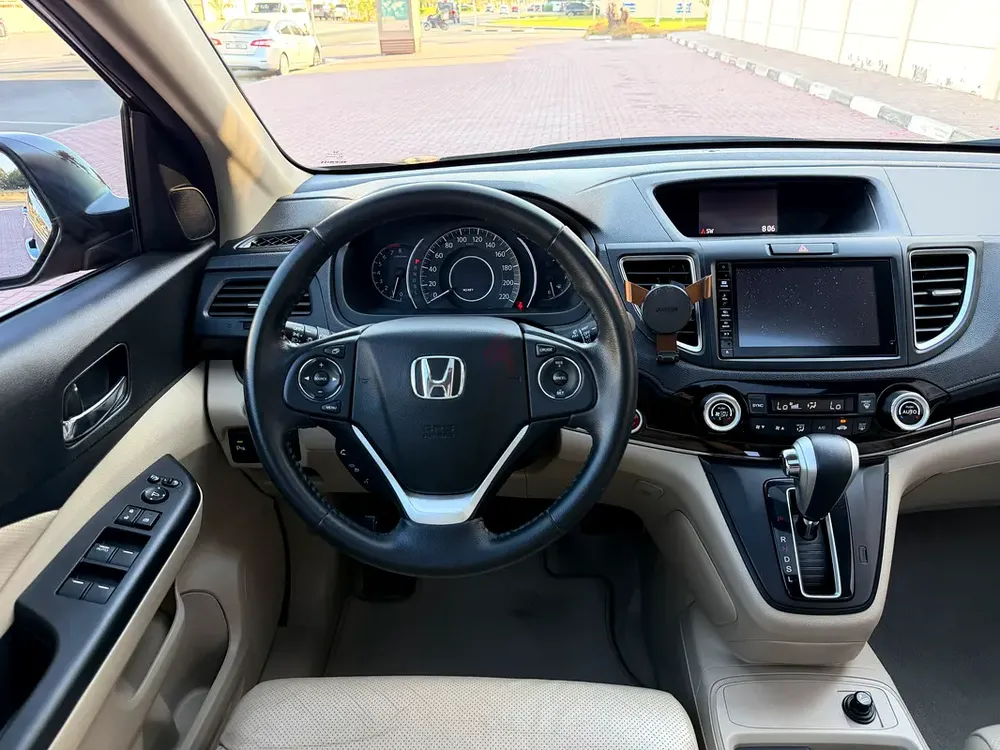 Full Service Agency // Honda CR-V EX-L 2015 GCC Specs - Excellent Condition - Image 13