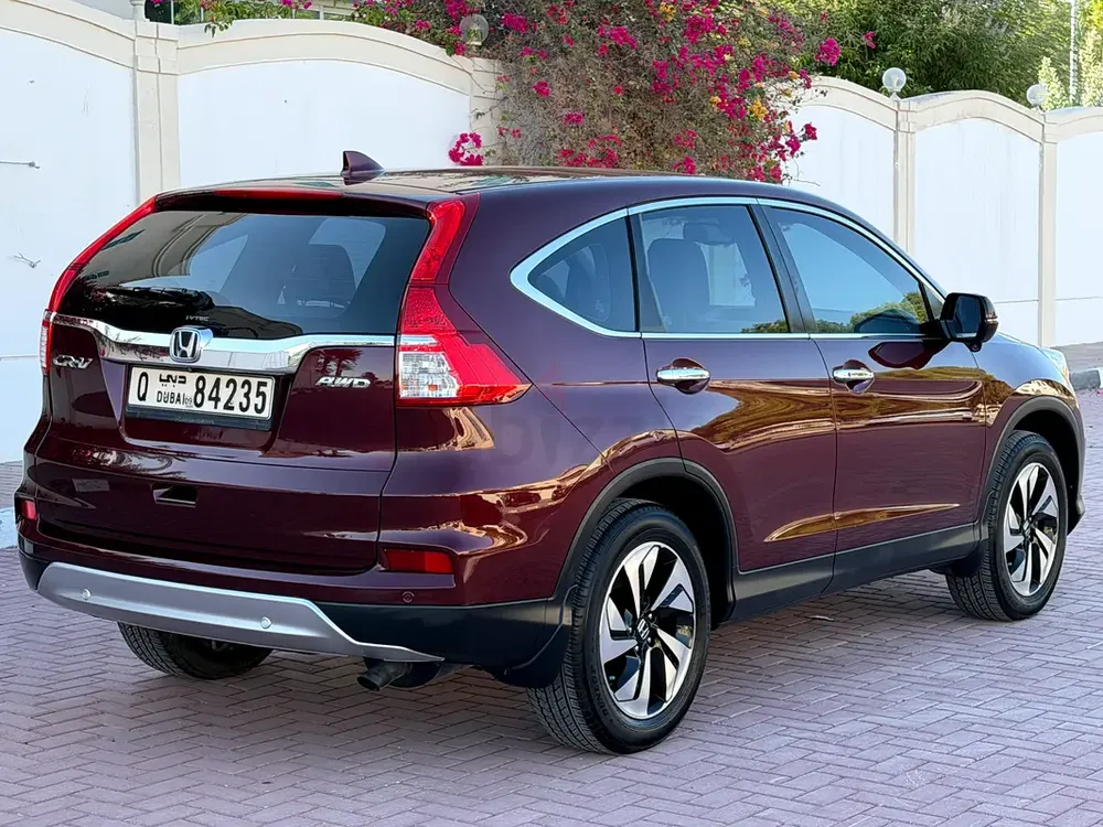 Full Service Agency // Honda CR-V EX-L 2015 GCC Specs - Excellent Condition - Image 5