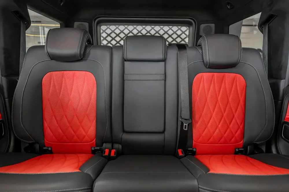 Mercedes-Benz G-Class G 63 AMG | Carbon Fiber Interior | Gargash Auto Warranty | 2021 - Image 11