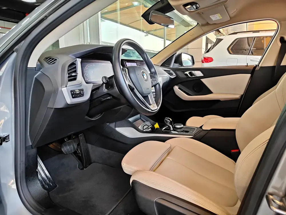 AED 1,250 P.M | 2023 BMW 218i Gran Coupe | Under Warranty | GCC | - Image 10