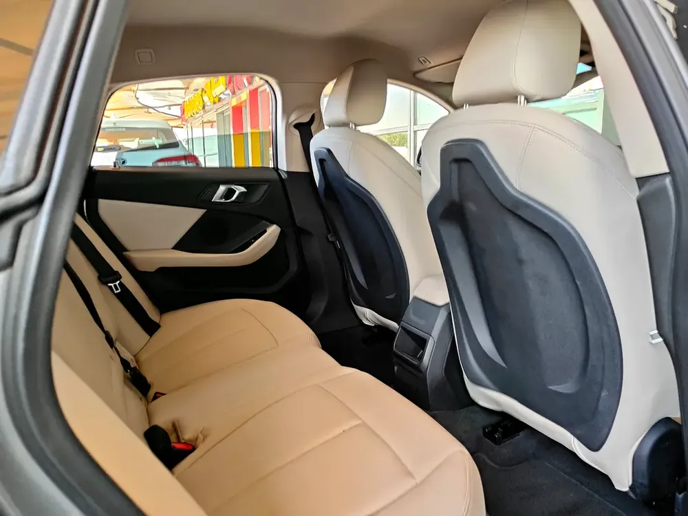AED 1,250 P.M | 2023 BMW 218i Gran Coupe | Under Warranty | GCC | - Image 17