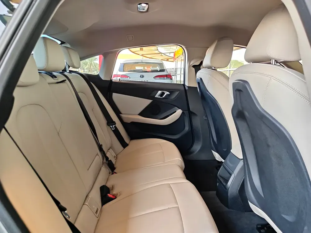 AED 1,250 P.M | 2023 BMW 218i Gran Coupe | Under Warranty | GCC | - Image 18