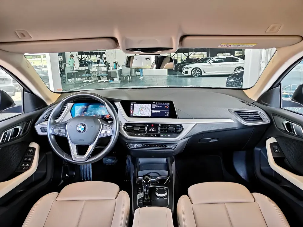 AED 1,250 P.M | 2023 BMW 218i Gran Coupe | Under Warranty | GCC | - Image 8