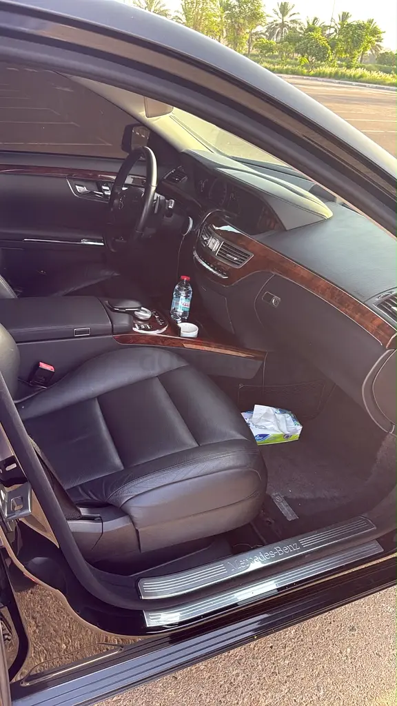 2012 Mercedes-Benz S 550 - Japanese Specs - Immaculate Condition - Image 6