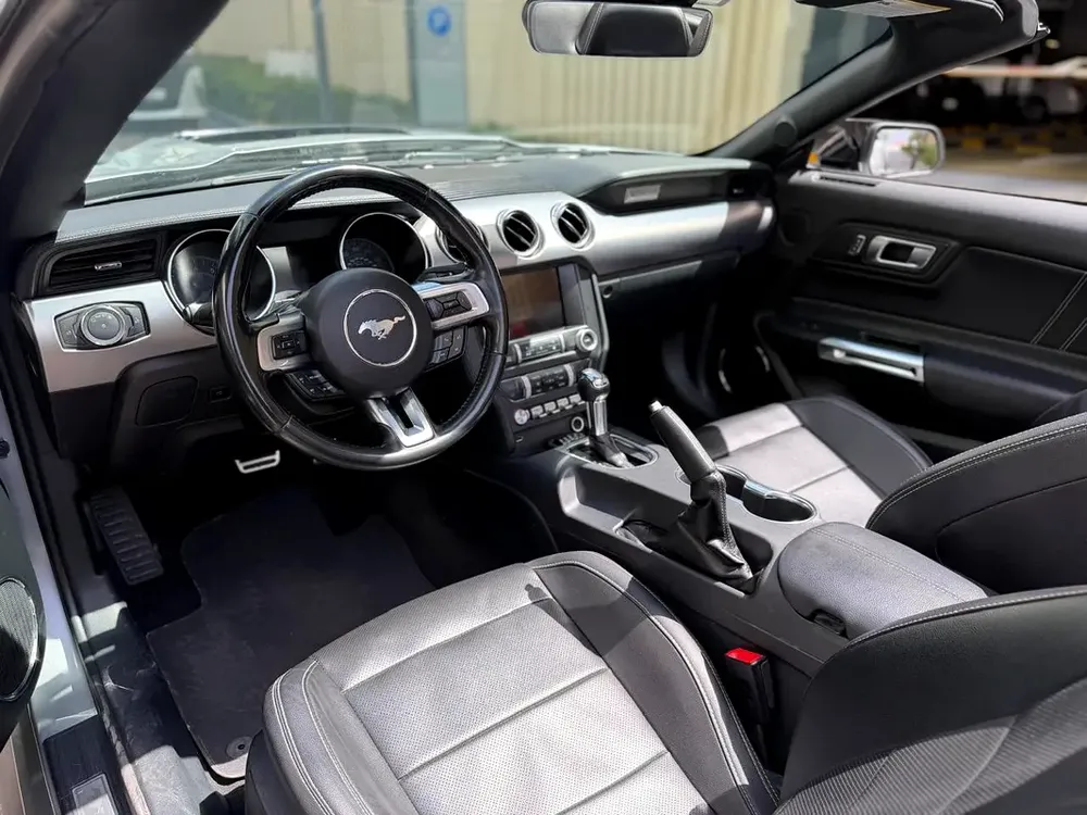 Ford Mustang Ecoboost 2023 - Good condition - Image 8