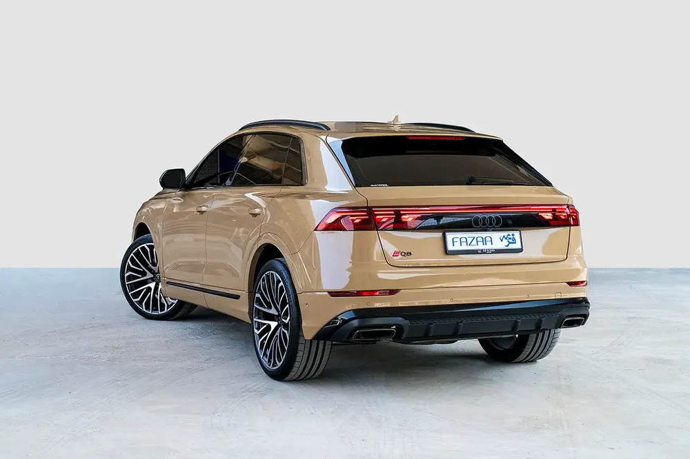AUDI Q8 55 TFSI Quattro - 2025 with warranty and service - Image 4
