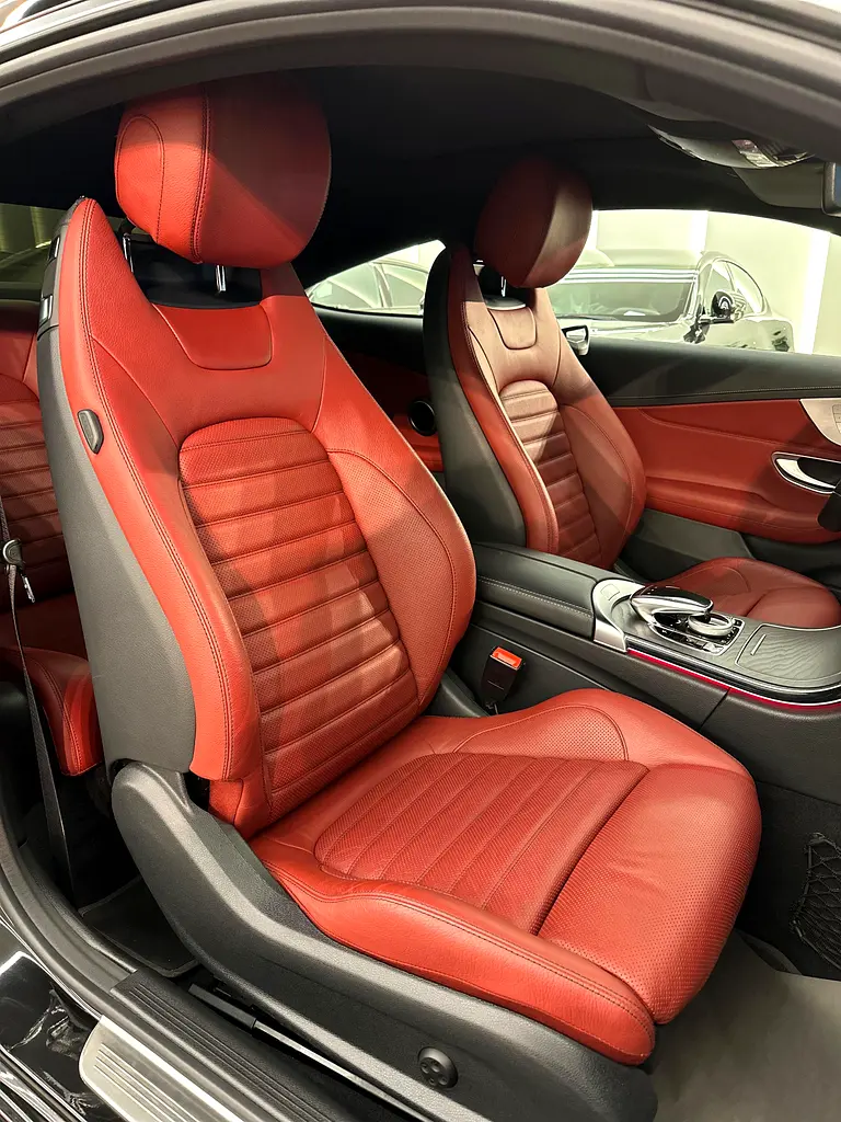Mercedes C200 2020 Coupe gcc - Image 11