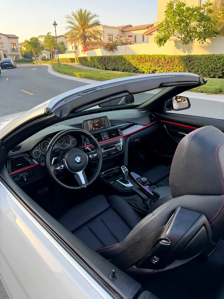 BMW 4-Series 420i Convertible 2017 GCC Specs - Image 5