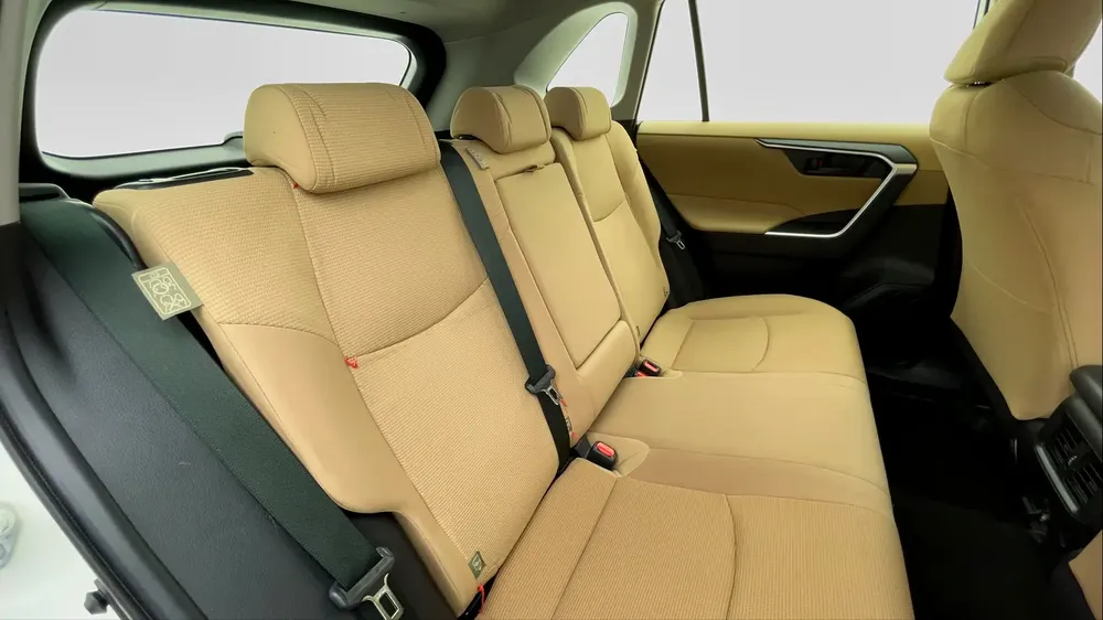 AED 1,219/month | 0 DP | Free 3 Months Warranty | Service History | 30 Day Return | TOYOTA RAV4 2021 - Image 10