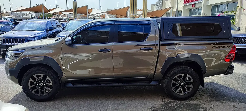 V6Hilux Adventure 2022 GCC هيلوكس خمس كمرات ادفينشر - Image 4