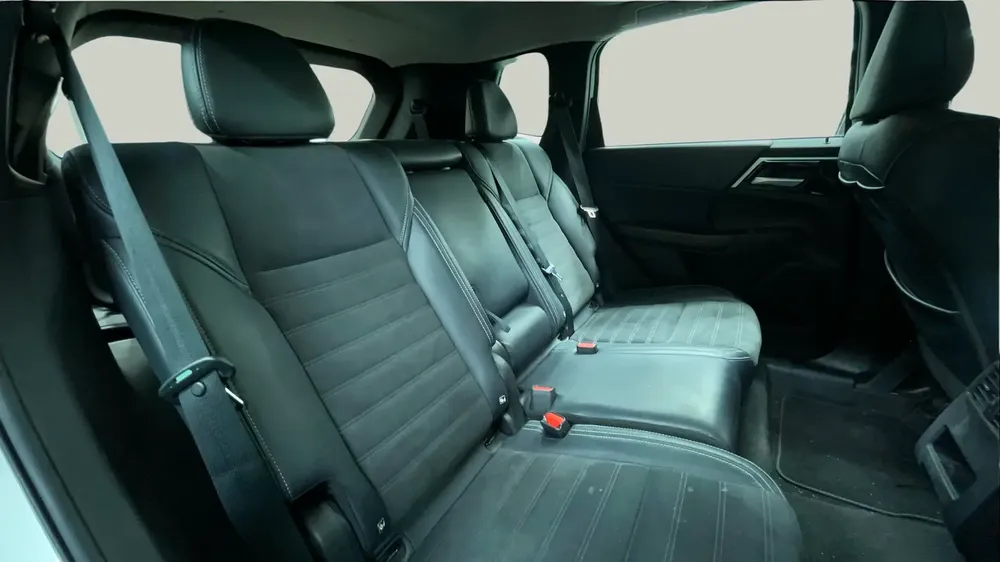 AED 1,318/month | 0 Downpayment | Free 3 Months Warranty | 30 Day Return | MITSUBISHI OUTLANDER 2024 - Image 10